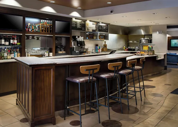 Courtyard By Marriott Buffalo Amherst/University